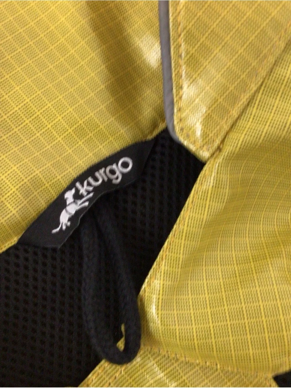 KURGO HALIFAX Dog Water-Resistant Yellow Rain Jacket for LARGE DOGS UNWORN